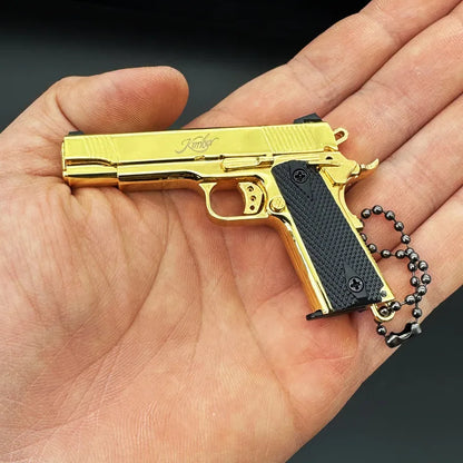 Mini 1:3 Metal Gun Model Keychain – 1911 Toy Pistol, Simulation Game Model for Children, Collectible Gift