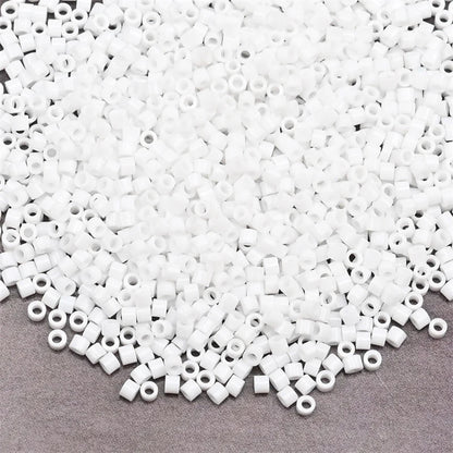 1000Pcs 1.6x1.3mm Japan Glass Seed Beads 11/0 – Cylindrical Loose Beads for DIY Statement Jewelry Making (5g Pack)