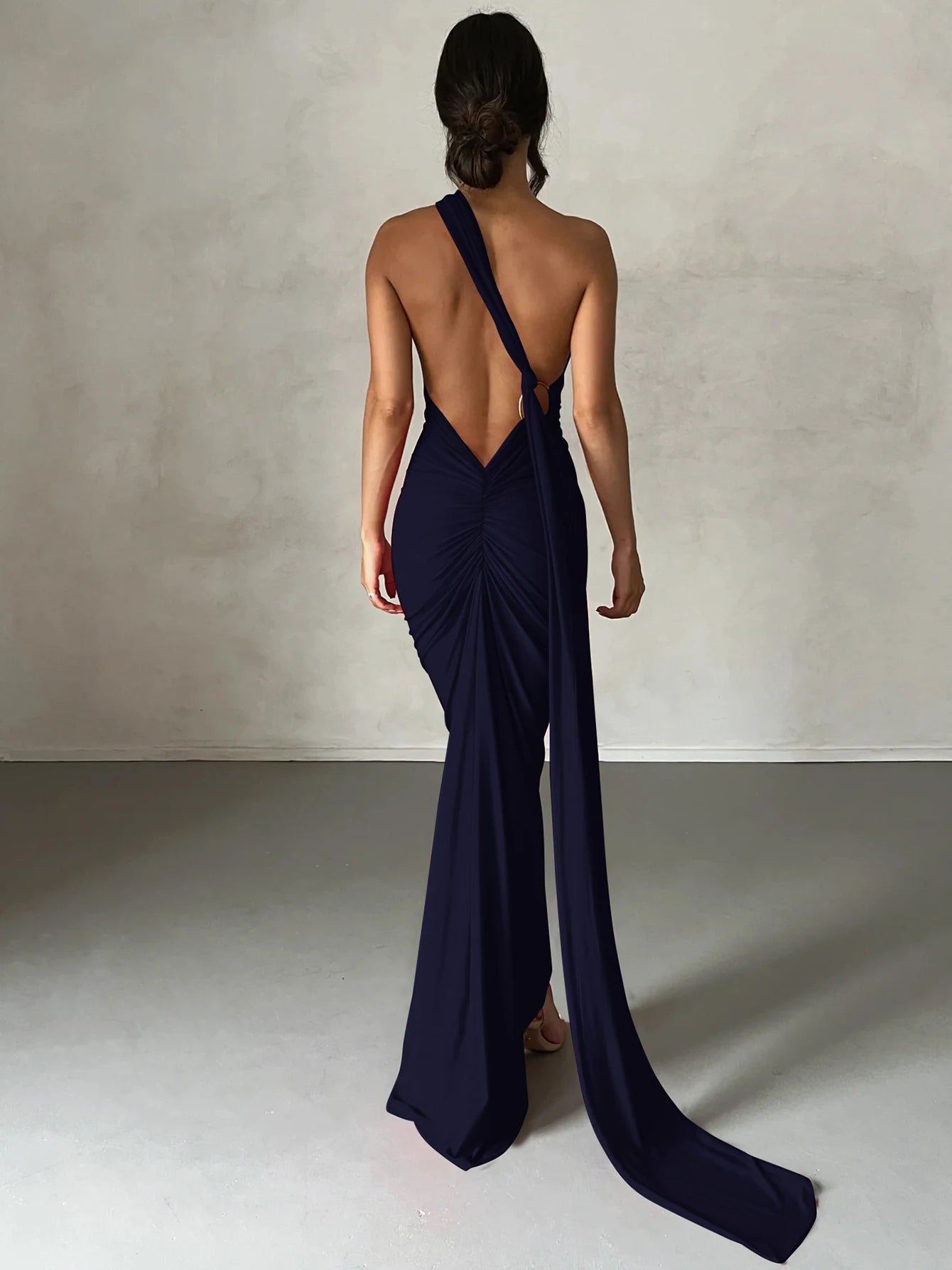 Hugcitar One Shoulder Backless Maxi Dress for Women – Adjustable Scarf Ruched Sexy Elegant Y2K Festival & Streetwear Party Outfit