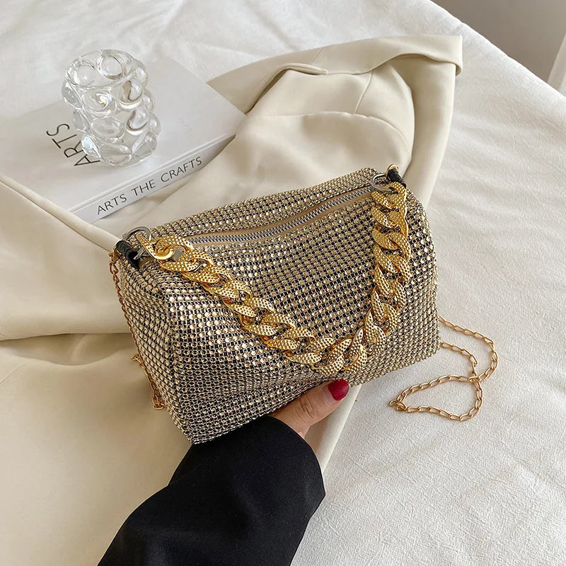 Allover Rhinestone Bucket Bag – Glitter Chain Prom Purse, Women's Mini Crossbody Bag (6.3 x 3.54 Inches)