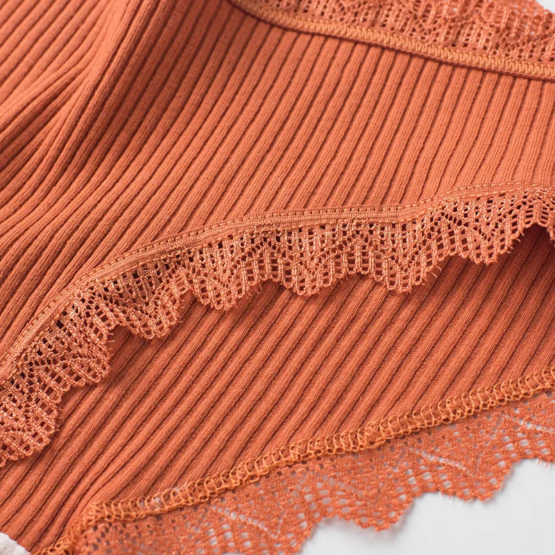 4 Pcs Lace Wavy Trim Bikini Panties - Comfy & Breathable Elastic Women’s Lingerie & Underwear