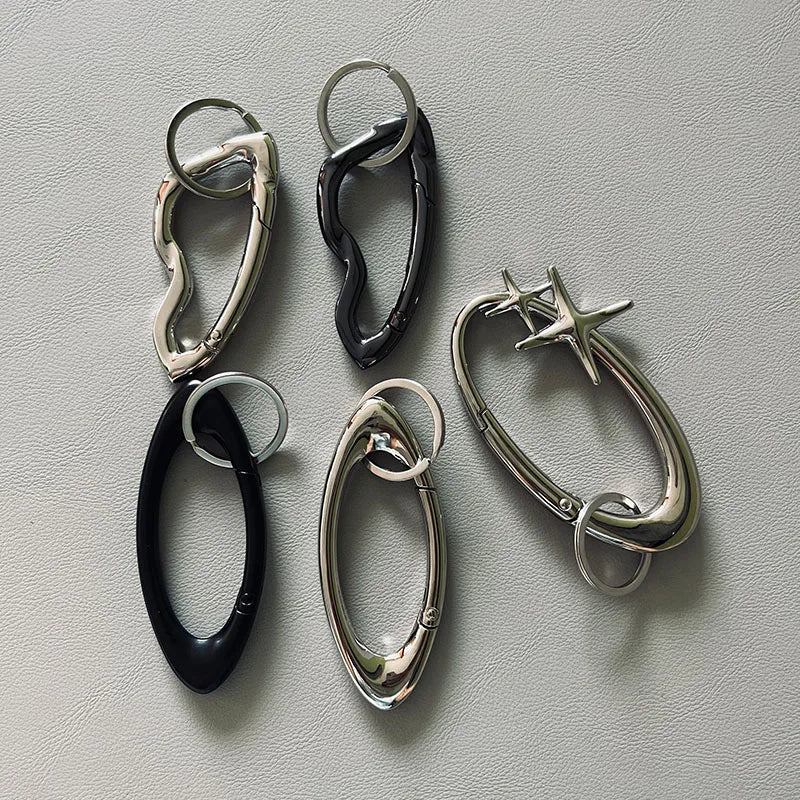 Zinc Alloy Mountaineering Carabiner Keychain – Multifunctional Belt Buckle Blackout