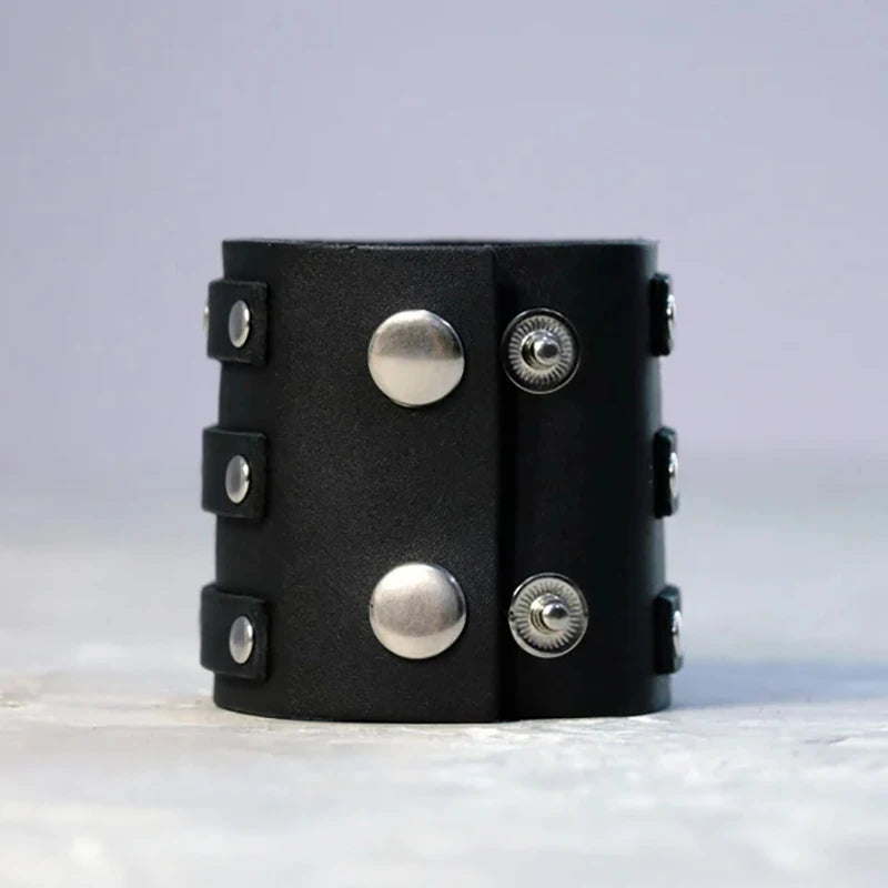 Vintage Leather Cuff Bracelet - Gothic Punk Adjustable Wristband with Concealed Buckle, Men's Metal Armband Jewelry