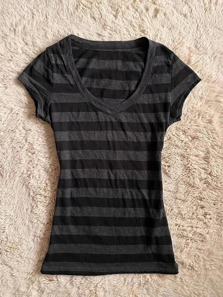 Y2K Stripe Pattern Cotton T-Shirt – Casual Chic Slim Fit Women’s Urban Streetwear Harajuku Emo Hip Hop Aesthetic Top