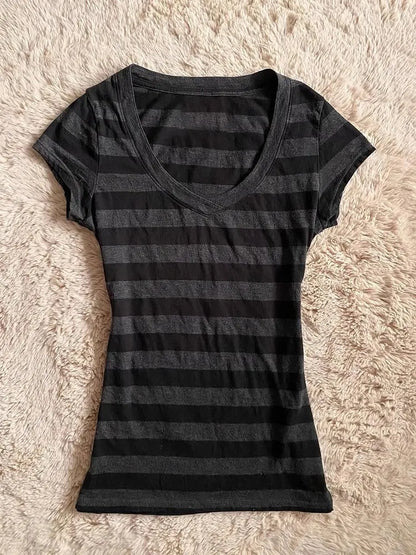 Y2K Stripe Pattern Cotton T-Shirt – Casual Chic Slim Fit Women’s Urban Streetwear Harajuku Emo Hip Hop Aesthetic Top