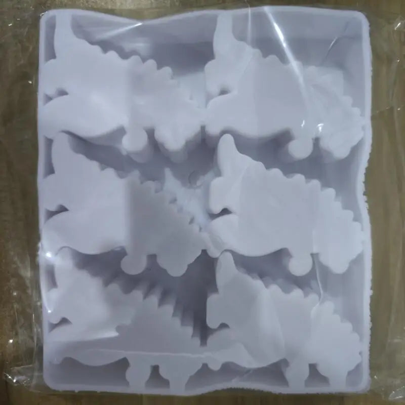 6-Grid Monster Silicone Ice Mold — Large Dragon-Shaped Ice Cube Tray for DIY Ice, Whiskey & Household Use