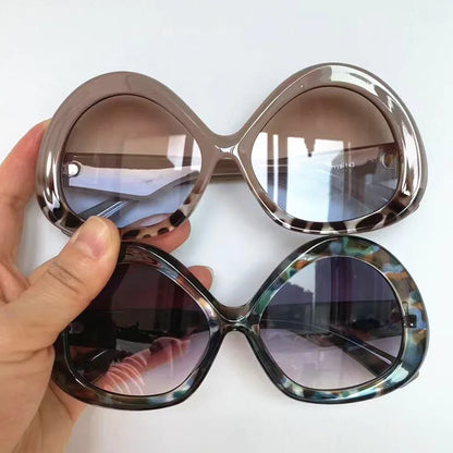 Oversized Penguin Frame Sunglasses - Fashion Anti-UV Patchwork Eyewear for Women, Unique Personality Style