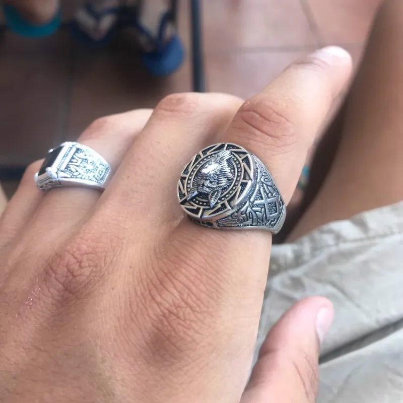 Men's Vintage Wolf Totem Ring – Nordic Viking Warrior Wolf Head, Bold Fashion Jewelry