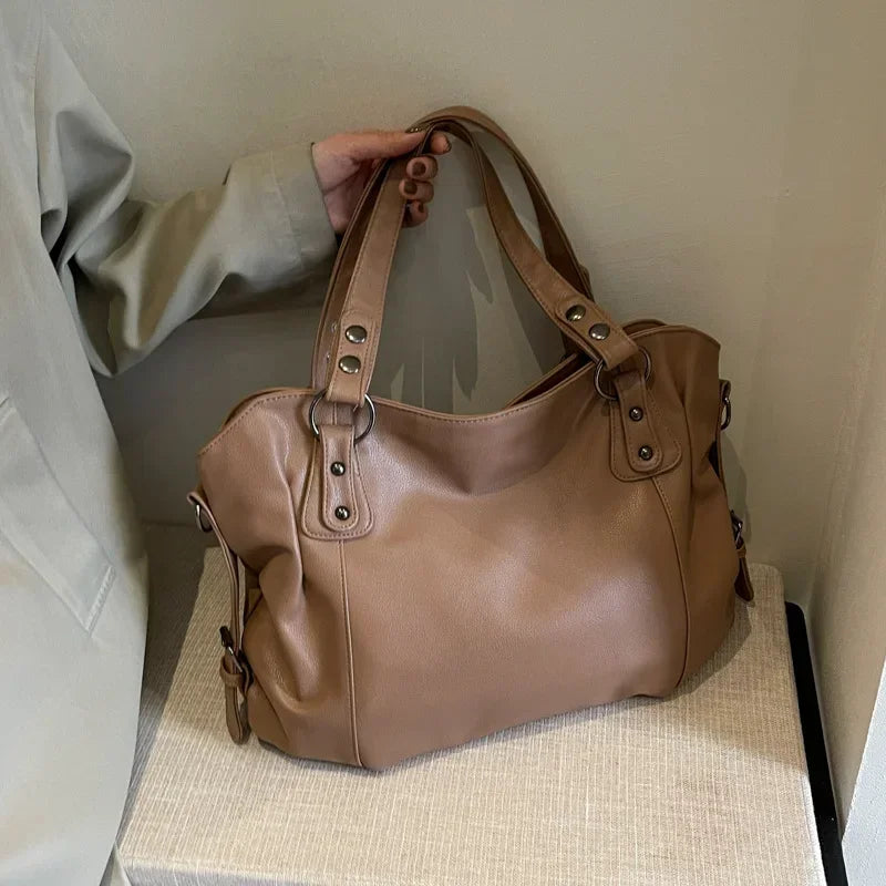 Women's PU Handbag - Soft Interior Compartment Shoulder Bag with Zipper & Contrasting Color Design