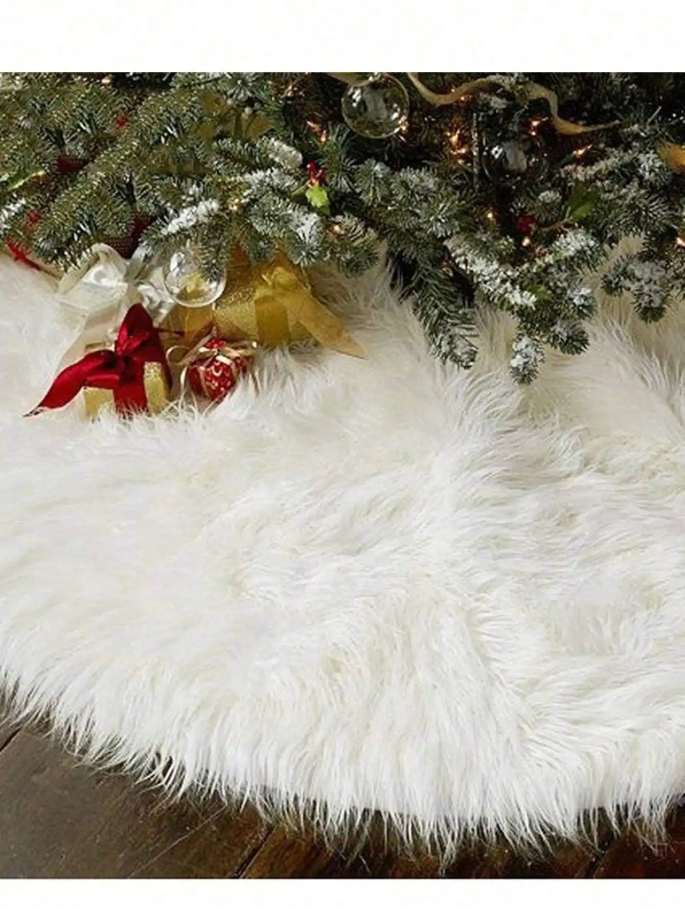 White Fluffy Christmas Tree Skirt – Plush Carpet Decoration for Merry Christmas, New Year & Xmas Trees