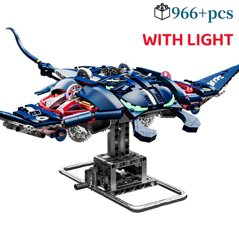 Mechanical Shark & Sea Life Building Blocks Set – Crocodile, Parrot, Mantis, Frog, Manta Ray Toy for Kids