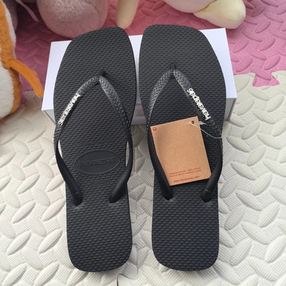 2026 Rubber Flip Flops - Soft Comfortable Anti-Slip Travel Slippers for Indoor and Outdoor Wear