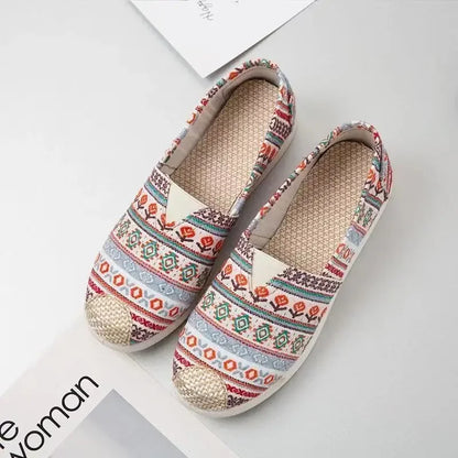 Women’s Breathable Mesh Slip-On Flats - Lightweight Casual Printed Fisherman Shoes for Everyday Fashion