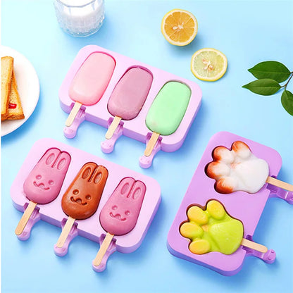 Silicone Ice Cream Popsicle Mold: Siamese Molds with Lid for DIY Homemade Ice Lolly - Cartoon Cute Image Kitchen Tools