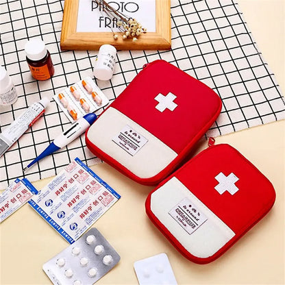Portable Medicine Bag – Cute First Aid Kit Organizer, Medical Emergency Kit for Travel, Outdoor & Household Pill Storage
