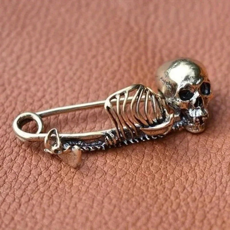 2-Piece Gothic Skull Brooch Set - Vintage Safety Pins for Scarves, Sweaters & Halloween Accessories
