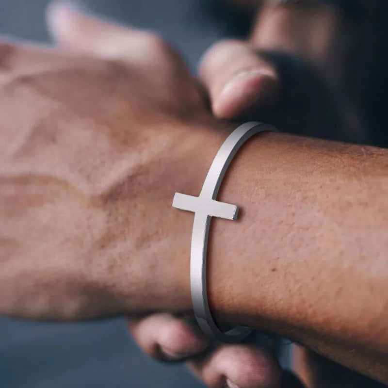 Retro Sword-Shaped Bracelet – Creative Open Bangle for Men & Women, Fashionable Party Jewelry Gift