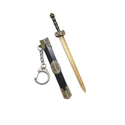 Mini Sword Pendant Keychain – Creative Weapon Toy Key Ring for Backpack & Gifts