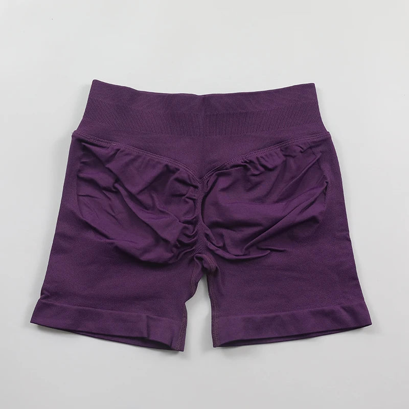 Impact Seamless Scrunch Bum Yoga Shorts – Low Ribbed Waistband, High Stretch Workout & Running Gym Shorts