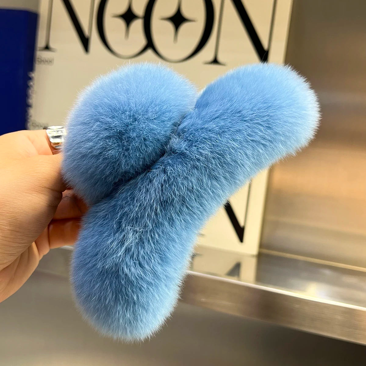 Winter Fuzzy Hair Claw for Women – Warm Fluffy Natural Rex Rabbit Fur Hair Clip, Elegant Fashion Party Accessory