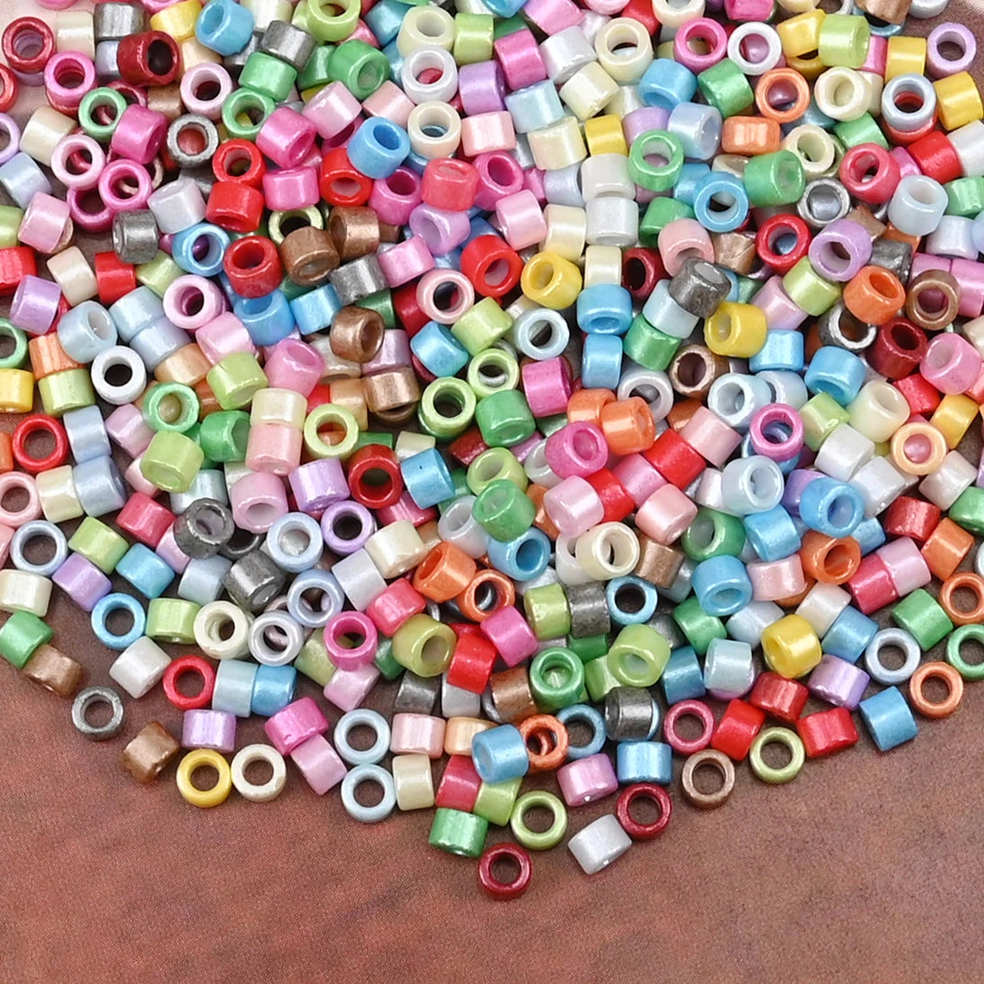 2.5mm Mini Glass Cylinder Beads – Antique Pearl Color Craft Beads for DIY Bracelets & Necklaces Jewelry Making Accessories