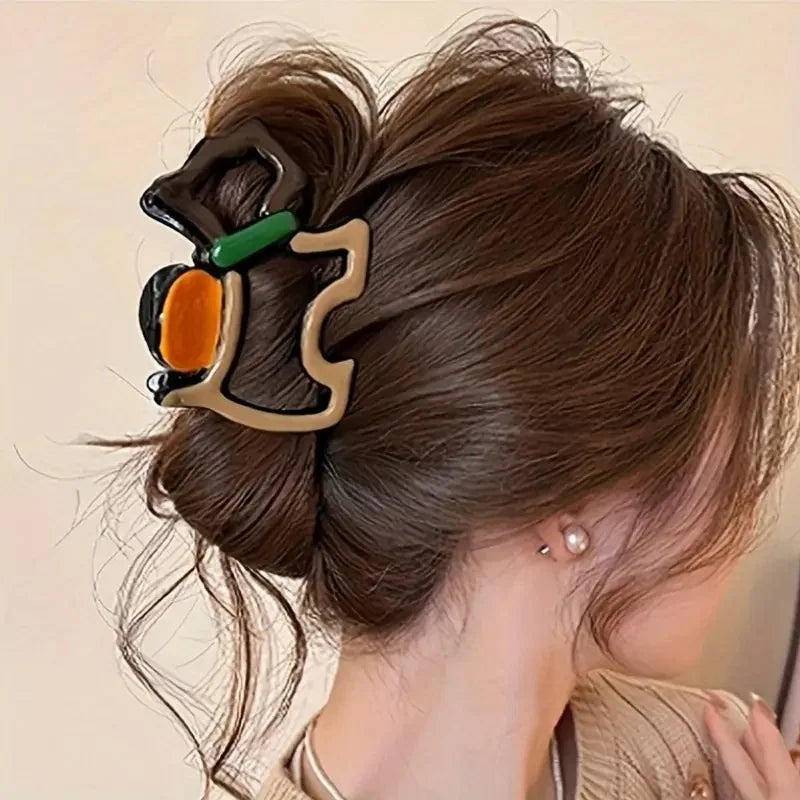 4Pcs Large Hair Claw Clips - Chic Wavy Non-Slip Shark Clips for Women