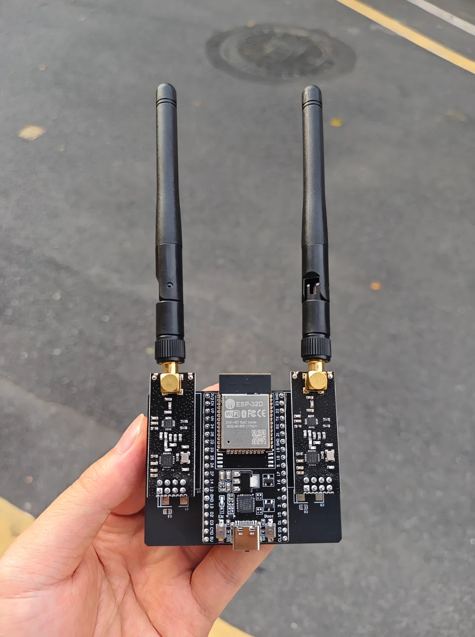 ESP32 DevKitC Development Board - 2.4GHz Wireless Bluetooth Module for IoT Projects