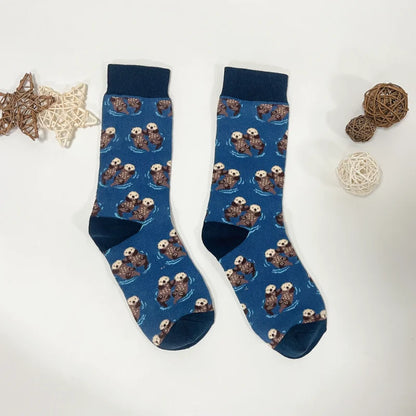 Cute Otter Swimming Mid-Calf Men’s Socks – Comfy Novelty Socks for All Seasons