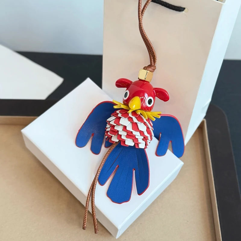 Genuine Leather Parrot Bird Bag Charm – High-End Durable Handmade Fashion Accessory for Women’s Bags, Exquisite Decorative Pendant