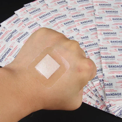 50PCS Transparent PU Waterproof Bandages – Adhesive Wound Plasters for First Aid, Outdoor and Home Use, 38x38mm / 72x19mm