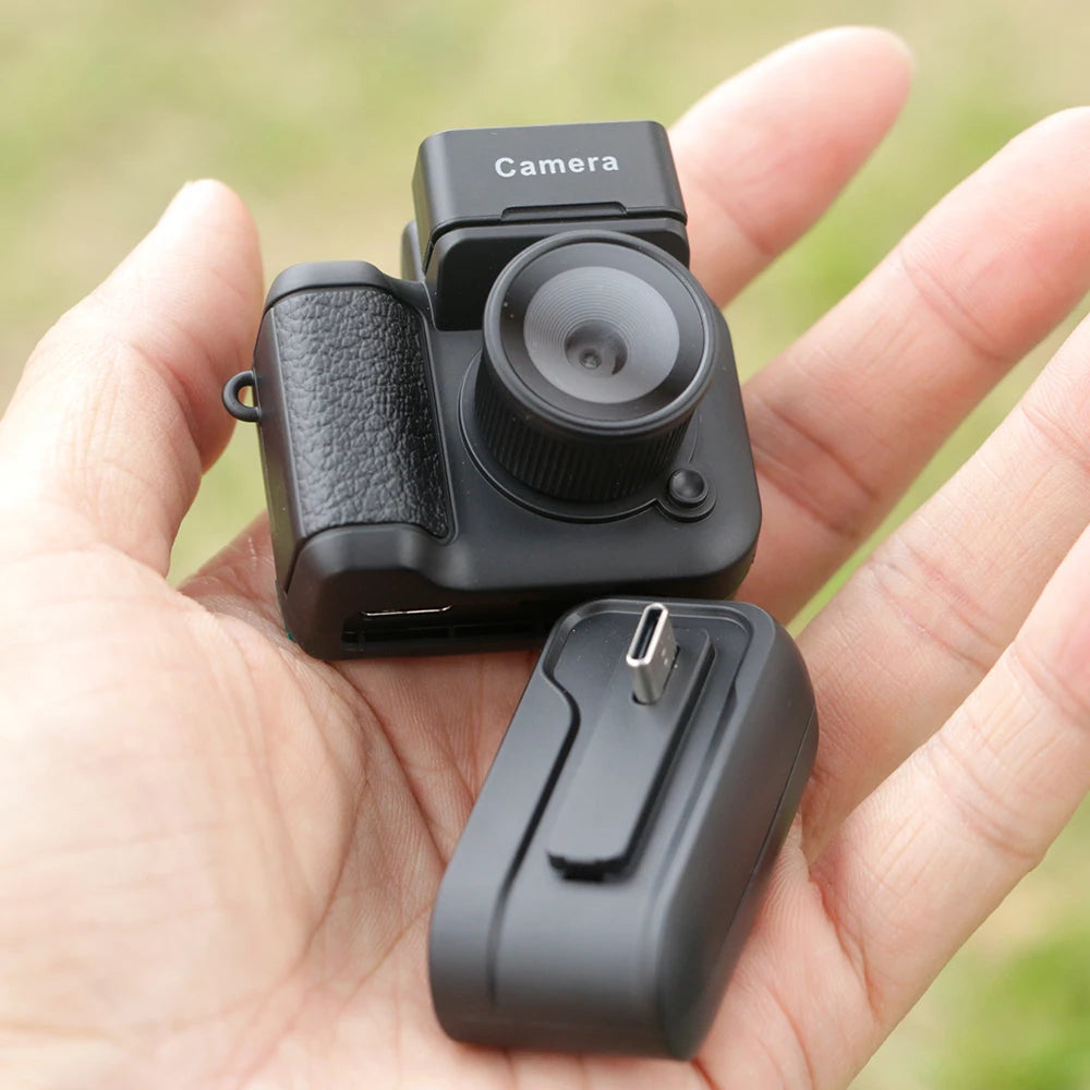 Y4000 Monoreflex Mini Camera 1080P Portable Video Recorder with Flash Lamp, Battery Dock & LCD Screen