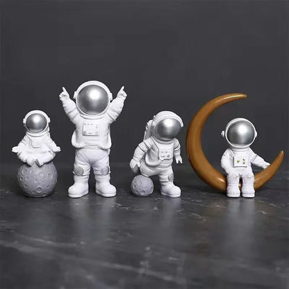 4-Piece Astronaut Figurine Set - Space Explorer Models for Kids, Desktop Decor & Educational Gifts