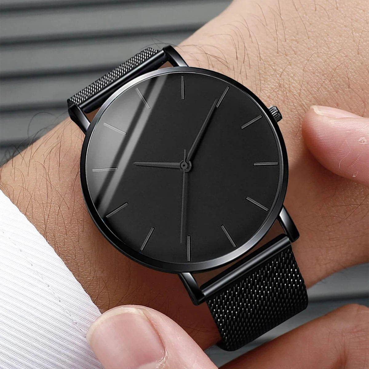 Men’s Ultra-Thin Quartz Watch – Fashion Business Stainless Steel Mesh Band Wristwatch
