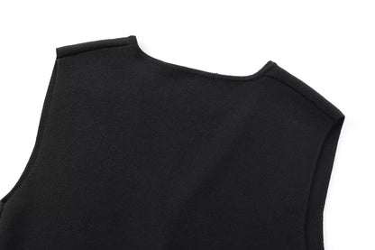 TRAF 2024 Women's Knit Vest Top – Cropped Sleeveless, Button Front, Summer Knitted Holiday Short Tops