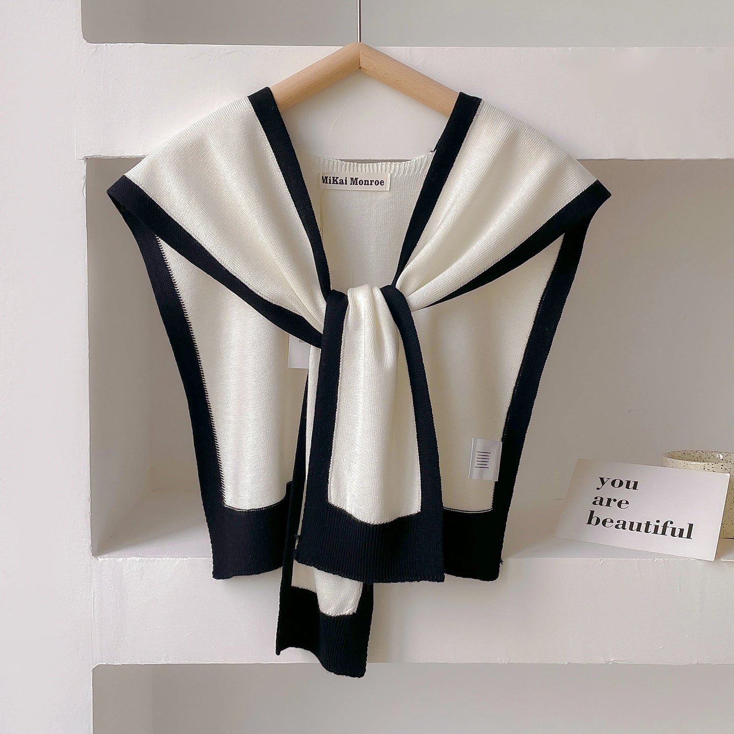Spring & Autumn Striped Knitted Shawl – High-Grade Neck and Shoulder Scarf for Summer Office & Air-Conditioned Rooms