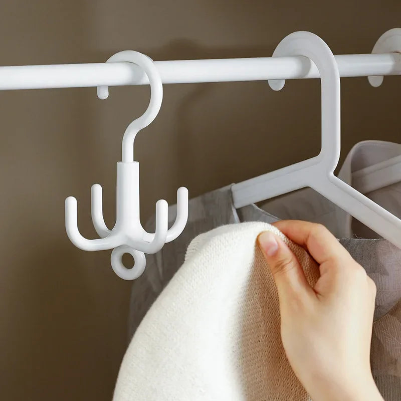 4-Claw Rotating Hook — Punch-Free Plastic Hanger for Bags, Scarves, Coats & Hats