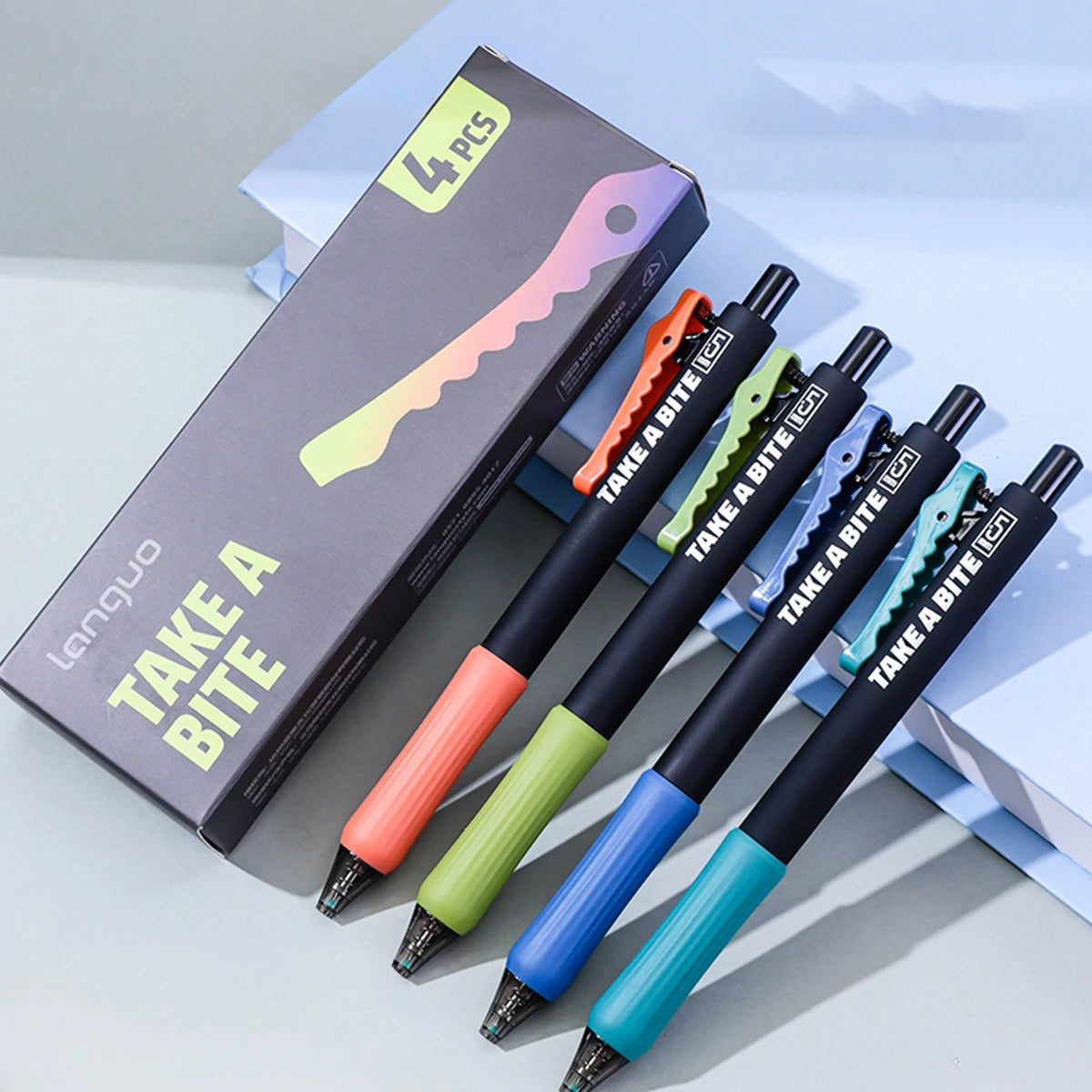 4-Piece Alligator Clip Gel Pen Set - 0.5mm Black Ink Retractable Quick-Dry Cute Pens for Students & Gifts