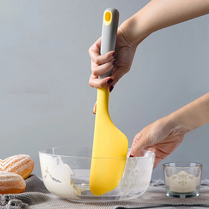 33cm Non-Stick Omelette & Cake Spatula Turner – Heat Resistant Butter Scraper & Baking Mixing Tool for Pastry Kitchen Use