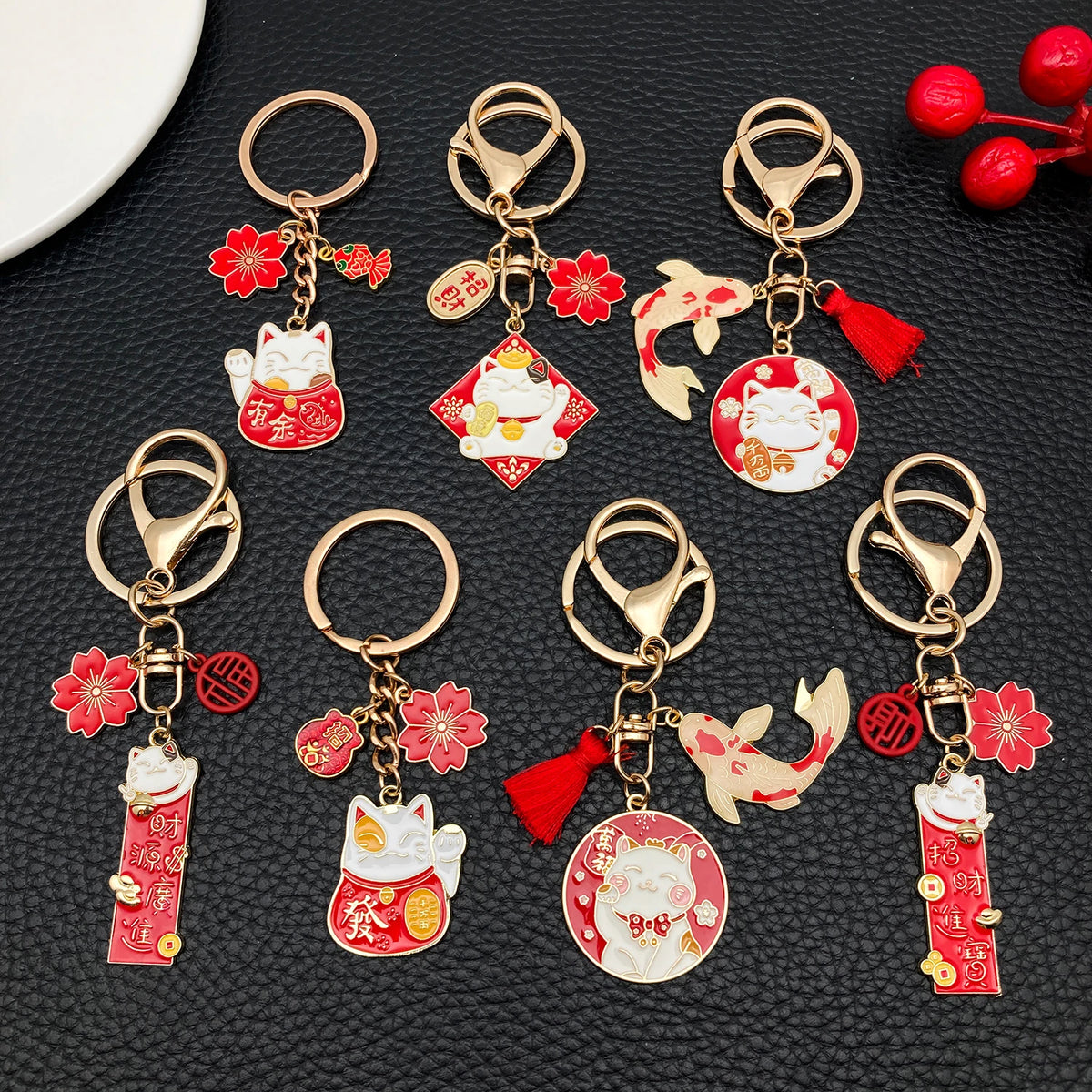 Maneki Neko Lucky Cat Keychain - Japanese Koi Fish Alloy Car Key Pendant & Lucky Bag Charm