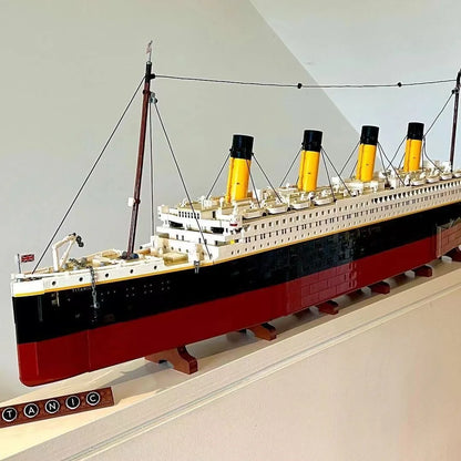New 9090PCS Large Cruise Ship Building Blocks — DIY Desktop Ornament, Home Decoration Gift, Compatible with 10294