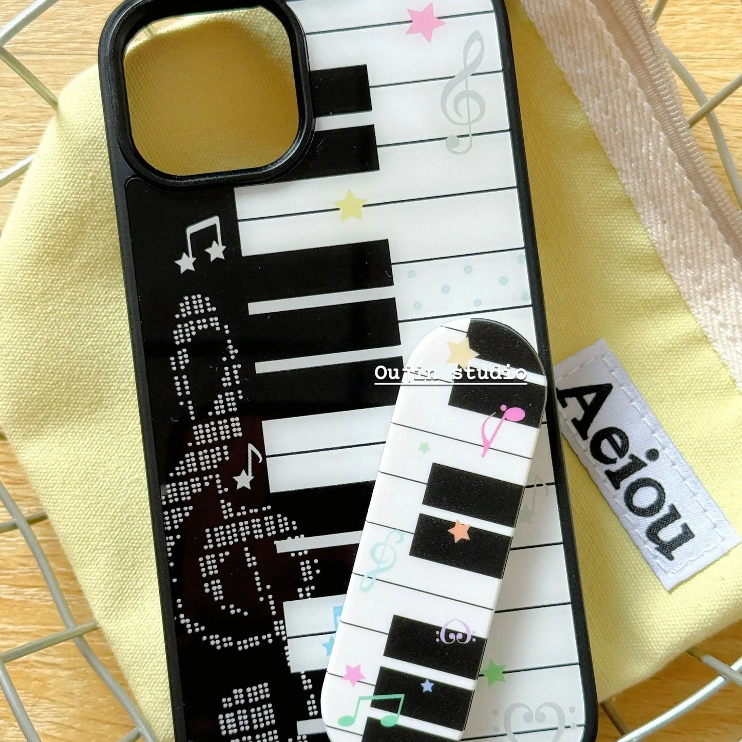 Cute Piano Art Star Phone Case - Y2K Keyboard Design Cover for iPhone 17, 16, 15, 14, 13, 12, 11, X, XR, 8 & 7 Plus
