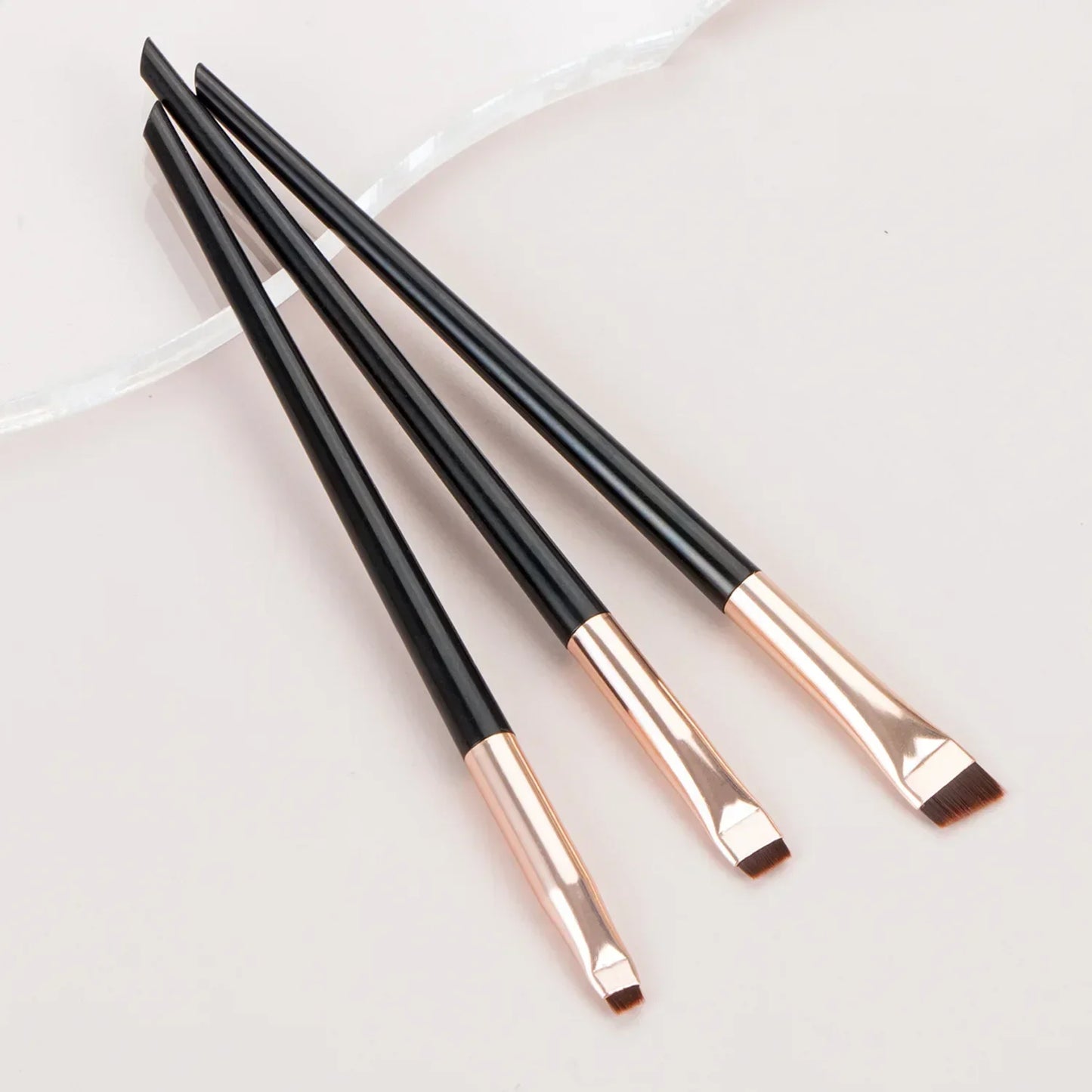 3 Pcs Eyeliner Brush Set – Oblique Head, Ultra-Thin Eyebrow & Eyeshadow Brushes for Precise Makeup Application