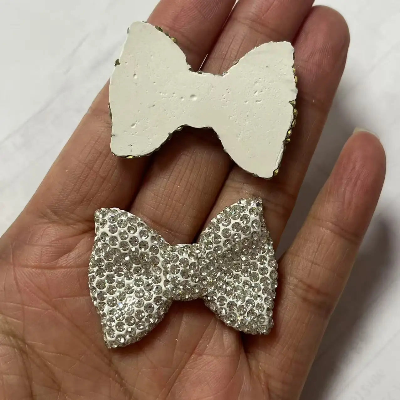 2Pcs Metal Full Diamond Bow Heart Mirror Handbag & Parfum Bottle Phone Case Decoration – Flat Back DIY Craft Accessories