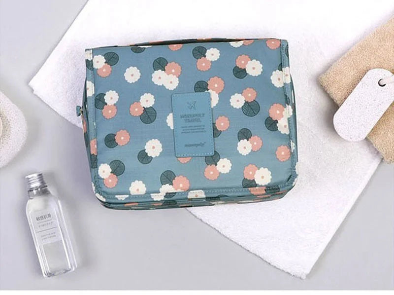 Waterproof Hanging Travel Makeup Bag – Bathroom Cosmetic Organizer for Men & Women