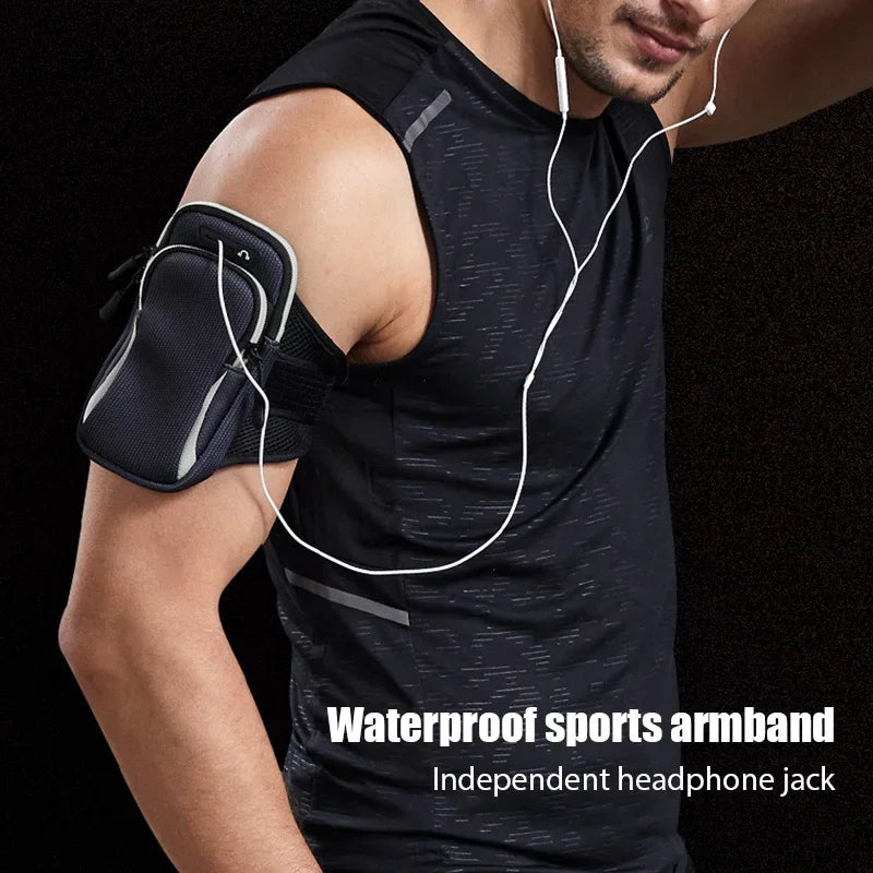 Universal Sports Armband Phone Case – Running Arm Holder for iPhone, Xiaomi, Huawei Phones Up to 6.5"-7.2"
