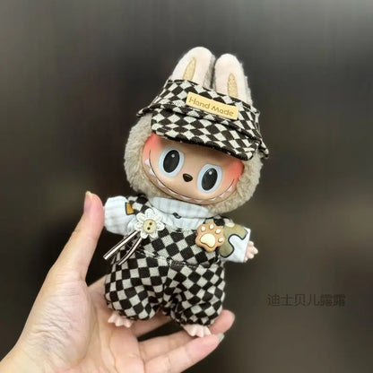 17cm 3rd Gen Labubu Trendy Retro Outfit – Graffiti Strap Pants, Hat & Sitting Party Pendant