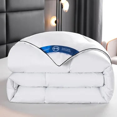 Hotel Style Winter Comforter – Soft, Fluffy & Breathable Quilt Blanket, Lightweight & Warm, Queen/King 220x240cm