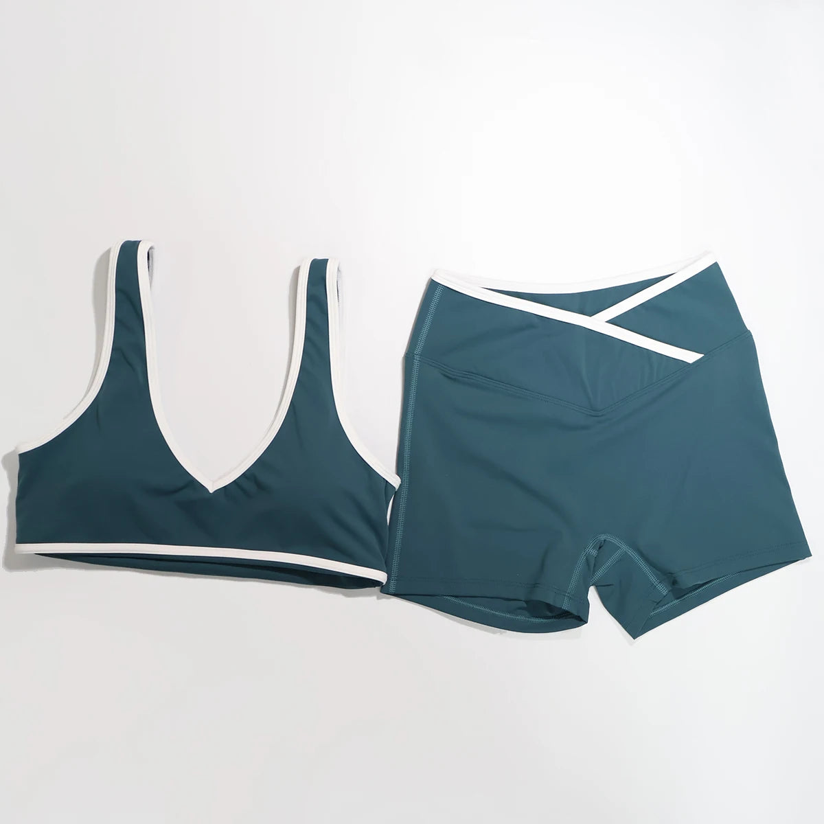 Women's 2-Piece Yoga Set – Color Block Sports Bra and Fitness Shorts Outfit for Summer Workout & Gym