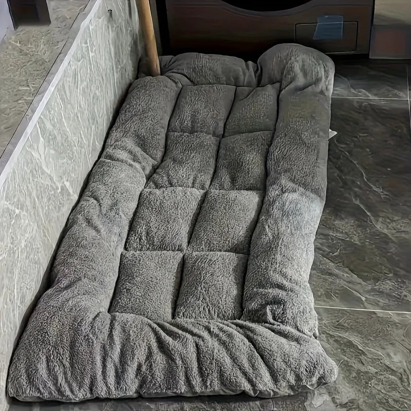 Extra-Large Plush Pet Bed — Super Soft Thick Polyester Dog & Cat Sofa, House, and Cage Mat