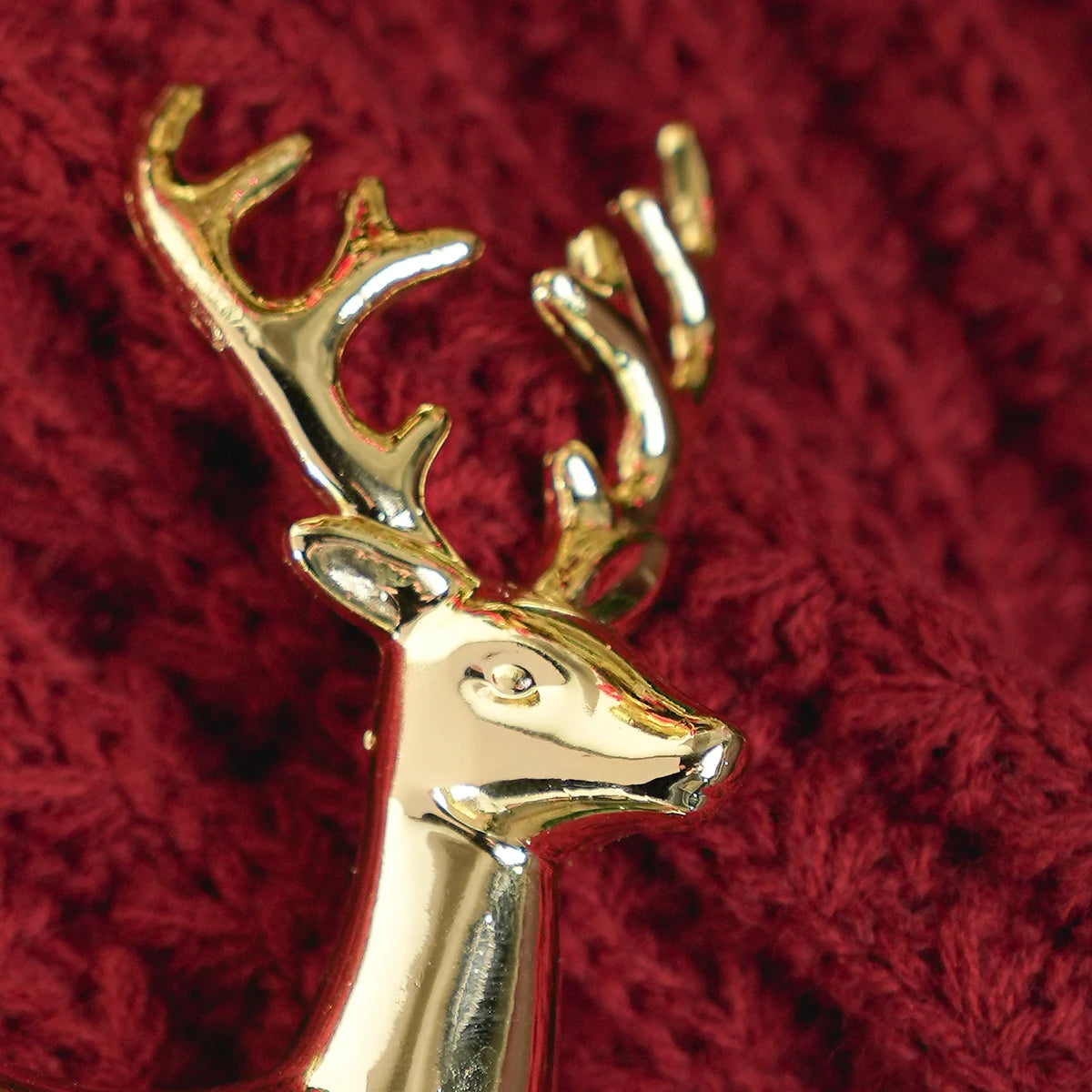 Golden Deer Statue Figurine – Plastic Reindeer Sculpture for Luxury Living Room & Christmas Tabletop Decor